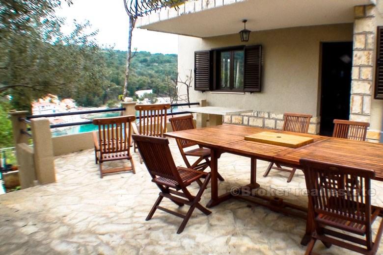 Renovated detached house, 50 meters from the sea