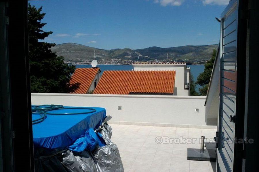 The villa of 280m2 on a plot of 521m2, for sale