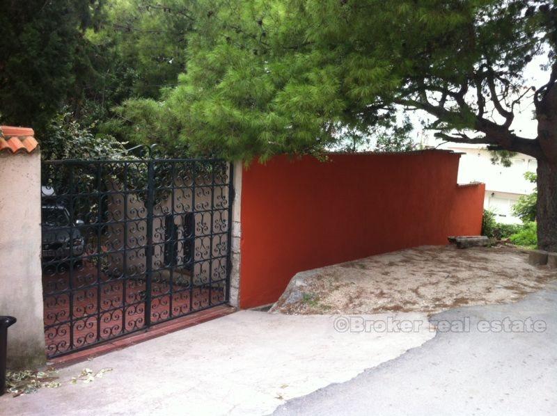 Duplex apartment overlooking the sea, for sale