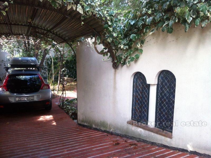 Duplex apartment overlooking the sea, for sale