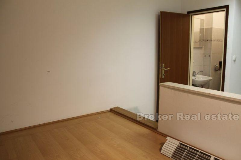Commercial office space (Split 3), for rent