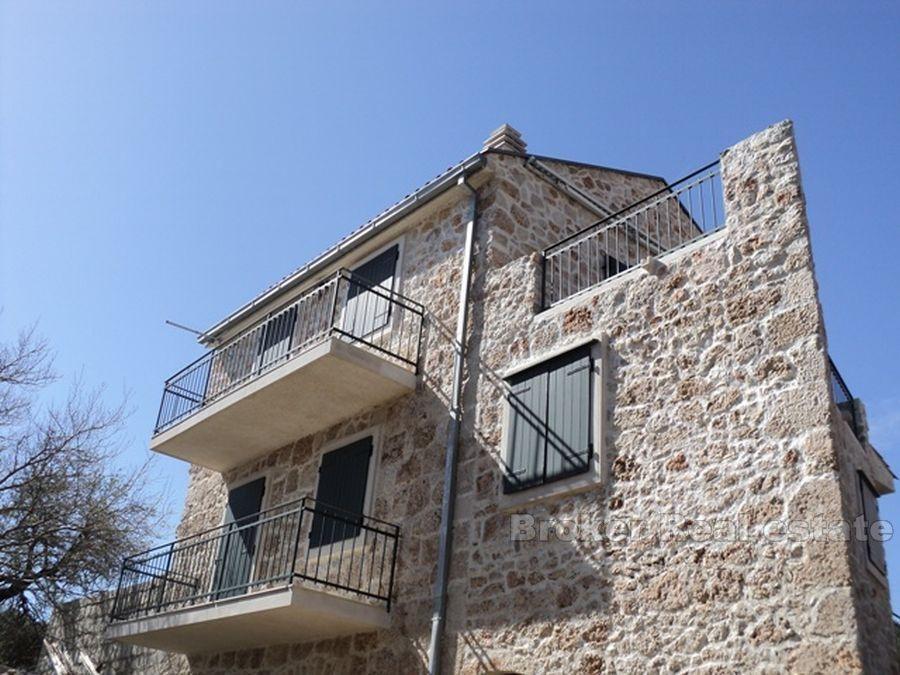 Maison jumelée, à vendre