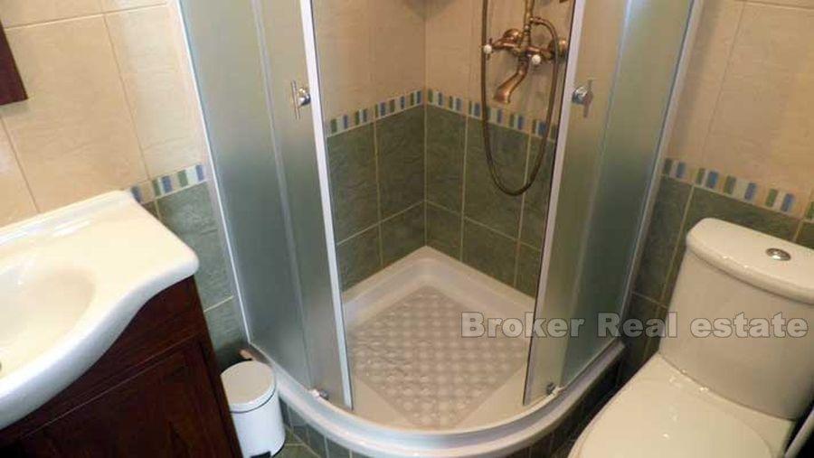 Maison jumelée, à vendre