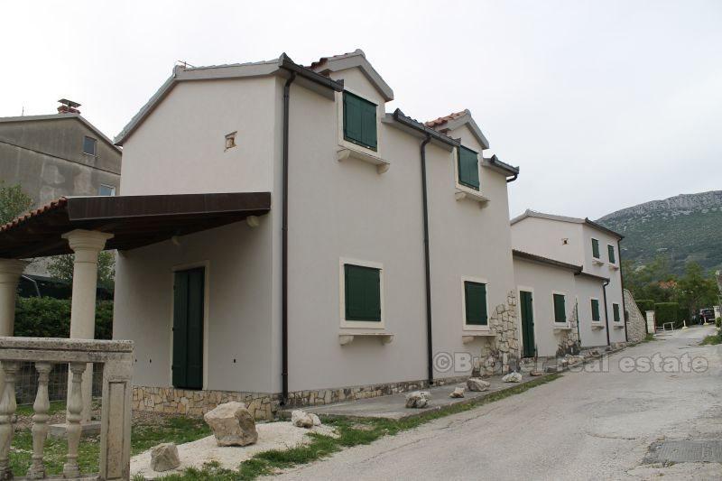 Commercial complex, for sale