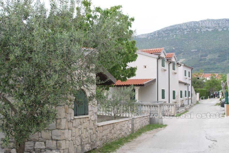 Commercial complex, for sale