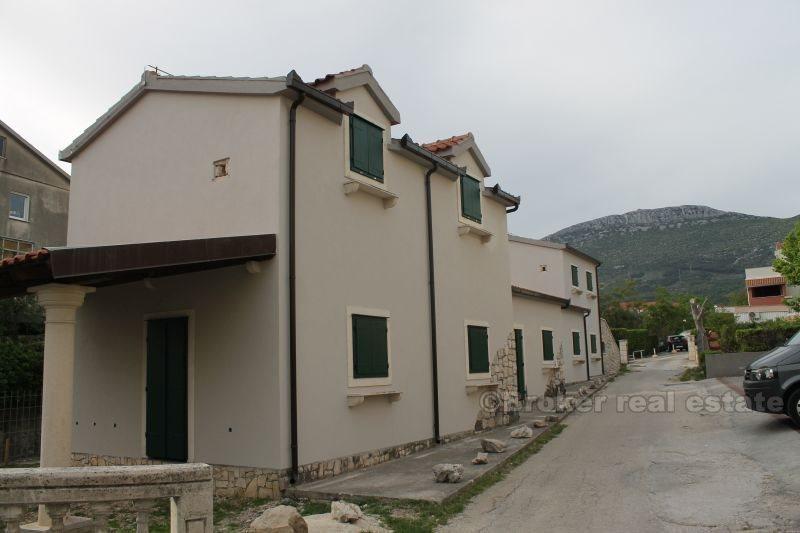 Commercial complex, for sale