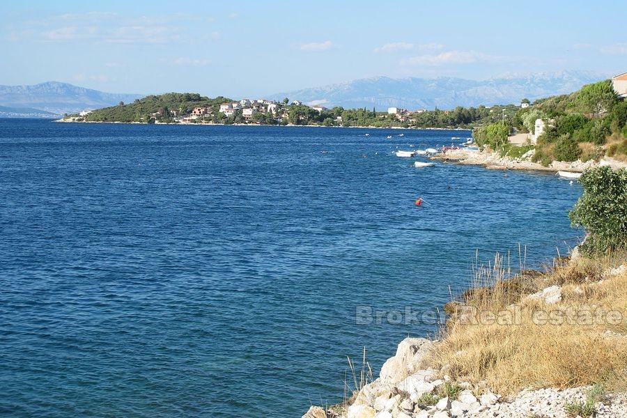 Terrain de construction de qualité supérieure 8000m2, à vendre