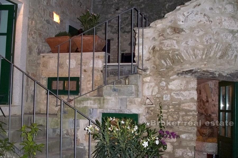 Renovated stone house in the center of town, sold