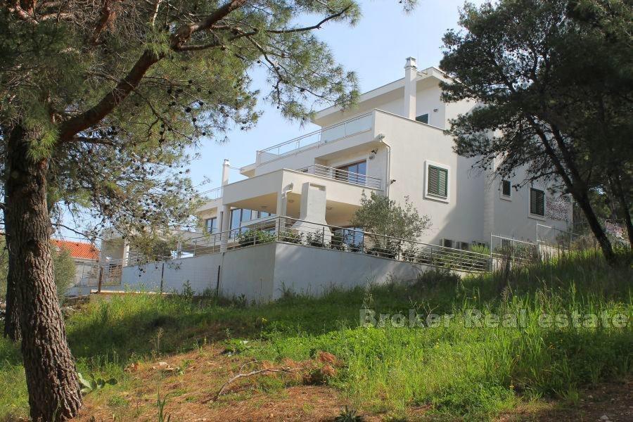 Modern villa, for sale