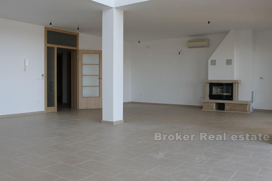 Modern villa, for sale