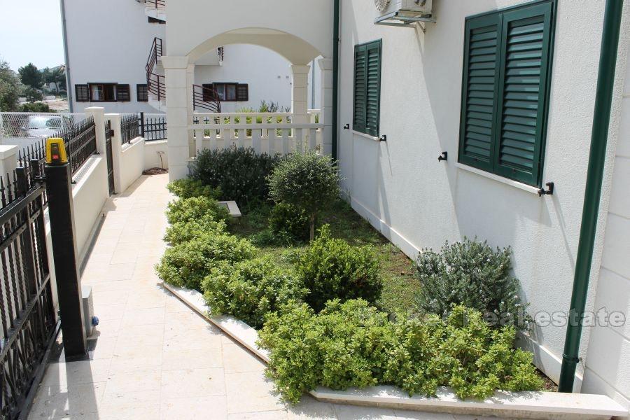 Villa attraente, in vendita