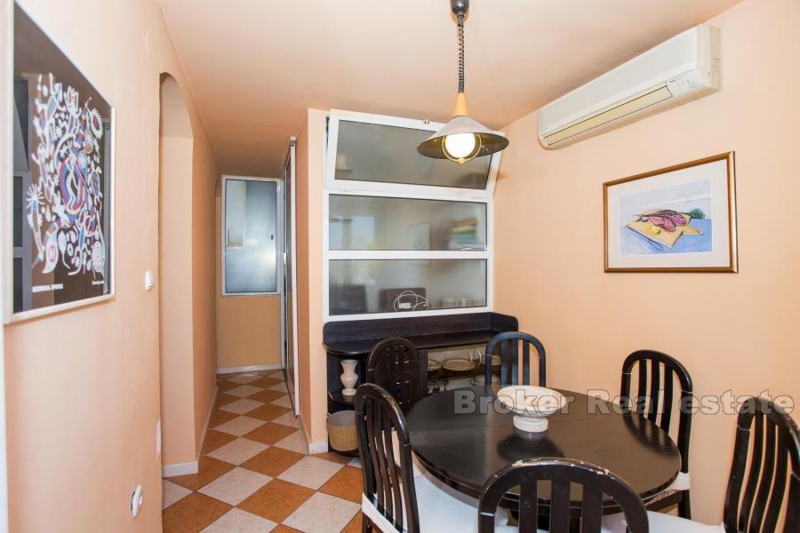 Apartament z 2 sypialniami w okolicy Gripe