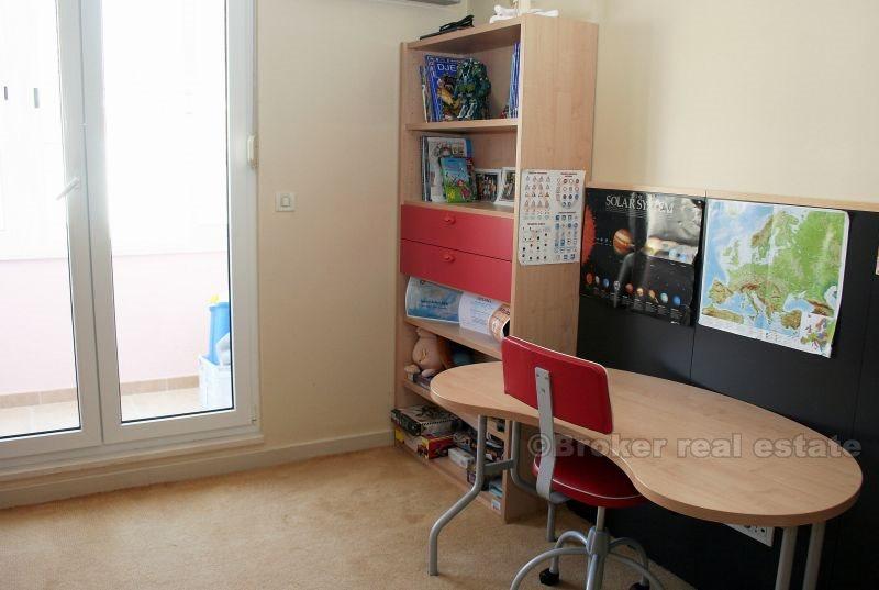 Znjan, Beautiful penthouse, for sale