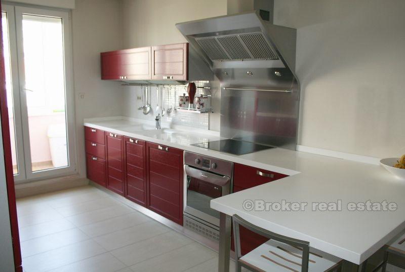 Znjan, Beautiful penthouse, for sale