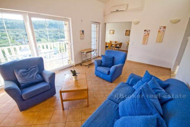 Villa avec vue spectaculaire, à vendre