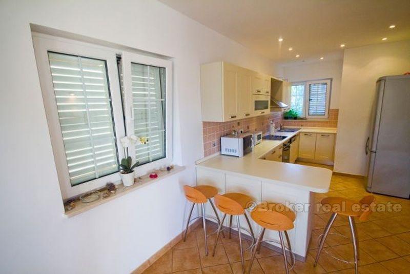 Villa avec vue spectaculaire, à vendre