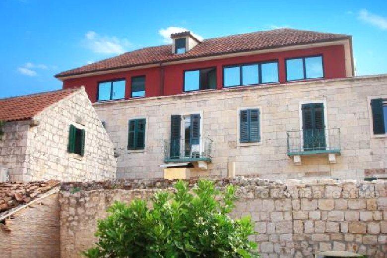 Malý rodinný hotel, k prodeji