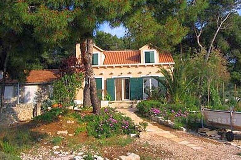 Villa on an exceptional location, for sale