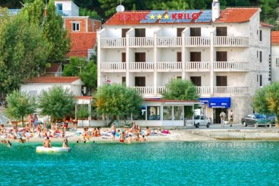 Hotel na izvrsnoj lokaciji, na prodaju