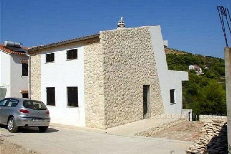 Holiday house with 2 apartments, for sale