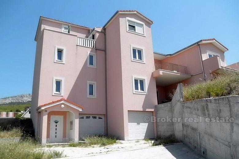 Maison sur 4 étages, à vendre