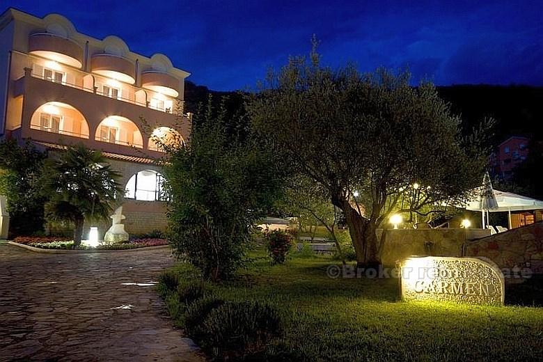 Luxury hotel in a peaceful bay, for sale
