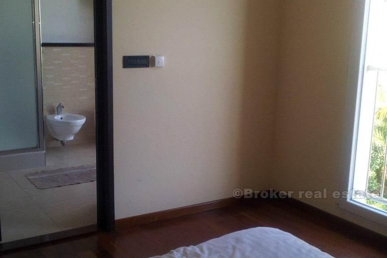 Appartement dans la partie élite de la ville, à vendre
