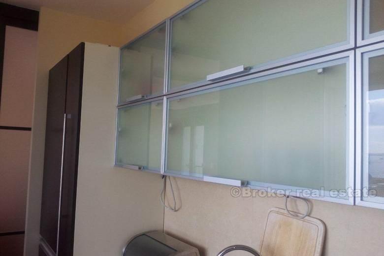 Appartement dans la partie élite de la ville, à vendre