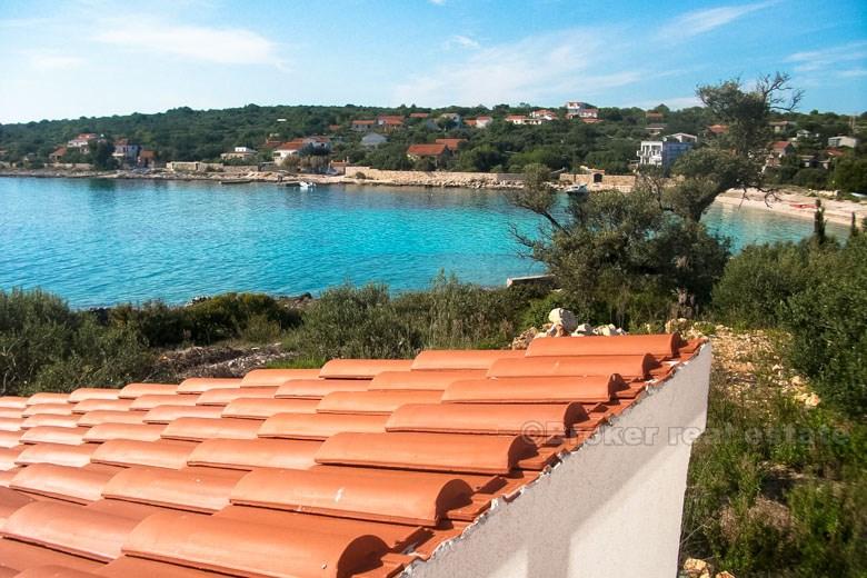 Maison nouvellement construite à 5 mètres de la mer