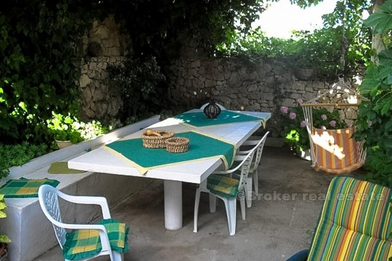 Maison de luxe à 30 mètres de la mer, à vendre