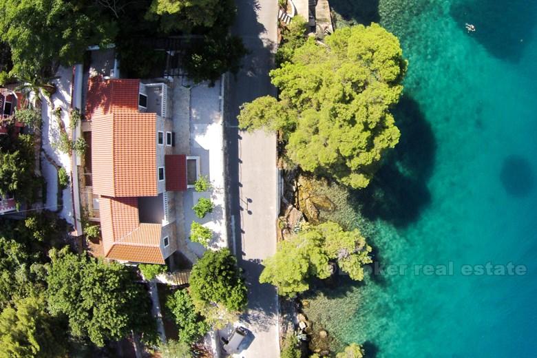 Renovierte Villa im Zentrum des Dorfes, zum Verkauf