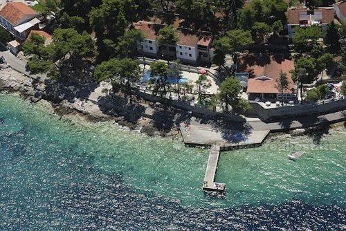 Apartment with a swimming pool, for sale