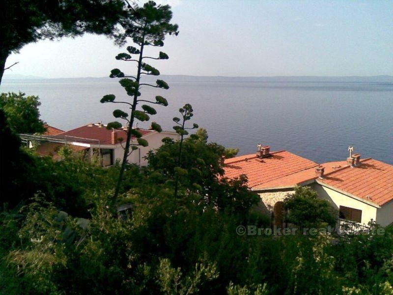 Apartment + studio apartment with parking, for sale