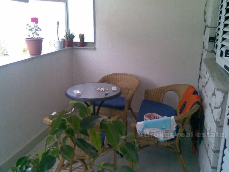 Apartment + studio apartment with parking, for sale