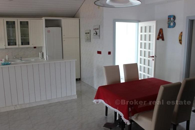Villa with stunning sea views, for sale