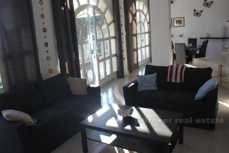 Villa with stunning sea views, for sale