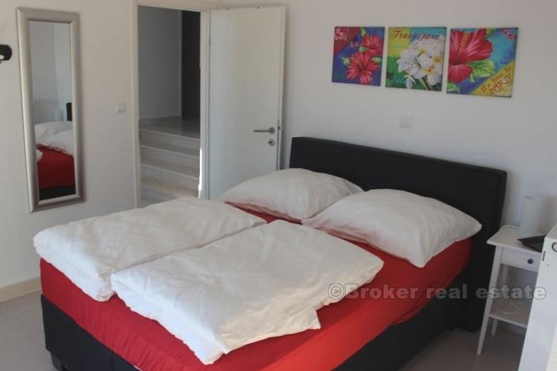 Villa with stunning sea views, for sale