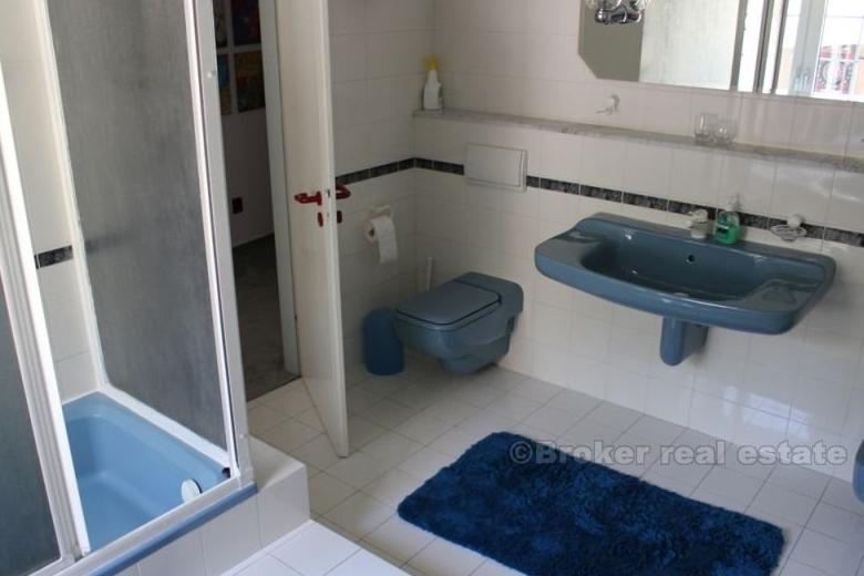 Villa with stunning sea views, for sale