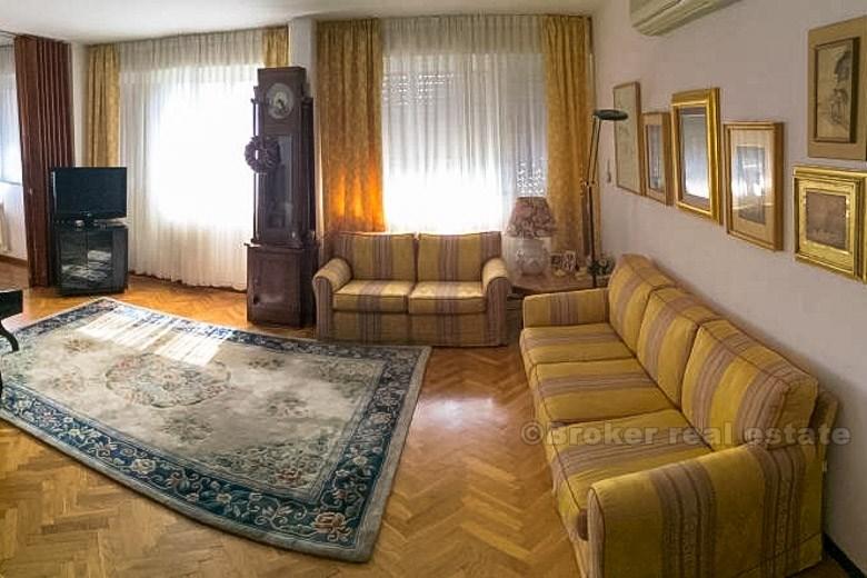 Komfortowy trzypokojowy apartament na Blatine, do wynajęcia