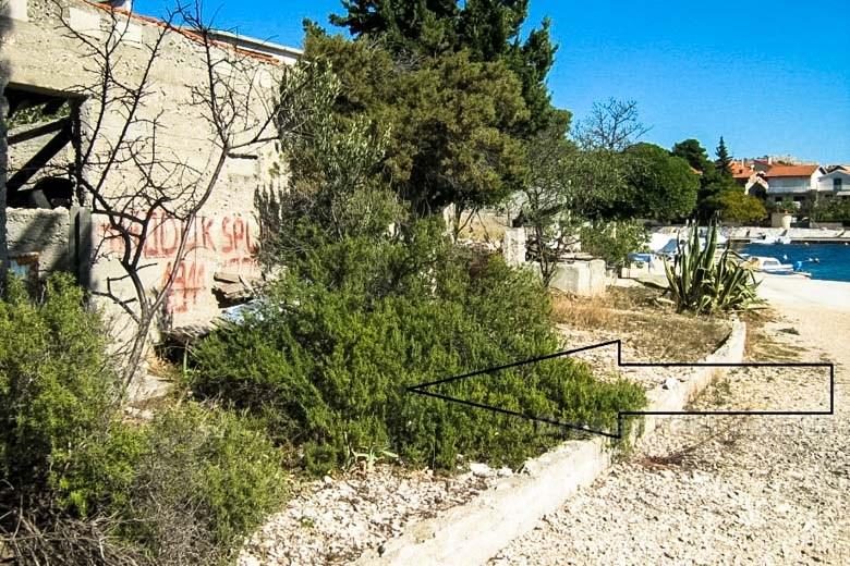 Terrain à la première rangée de la mer, à vendre