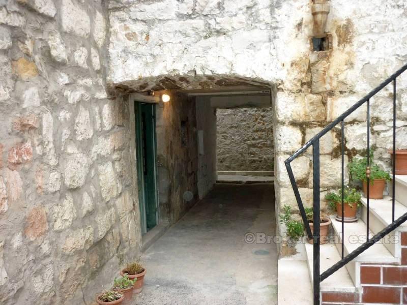 Apartament 100 metrów od nabrzeża