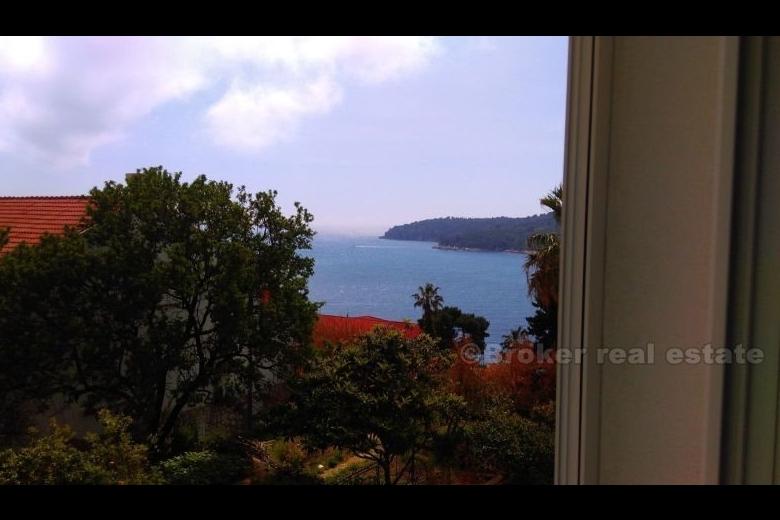 House with a beautiful view of Dubrovnik, for sale