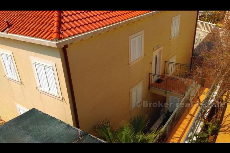 House with a beautiful view of Dubrovnik, for sale