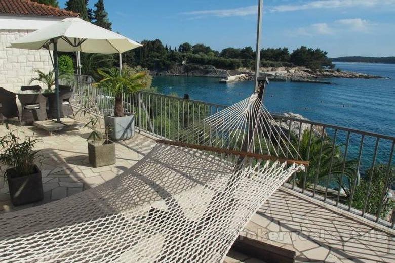 Villa with private mooring