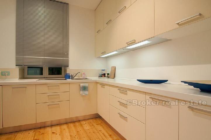 Moderno appartamento completamente attrezzato