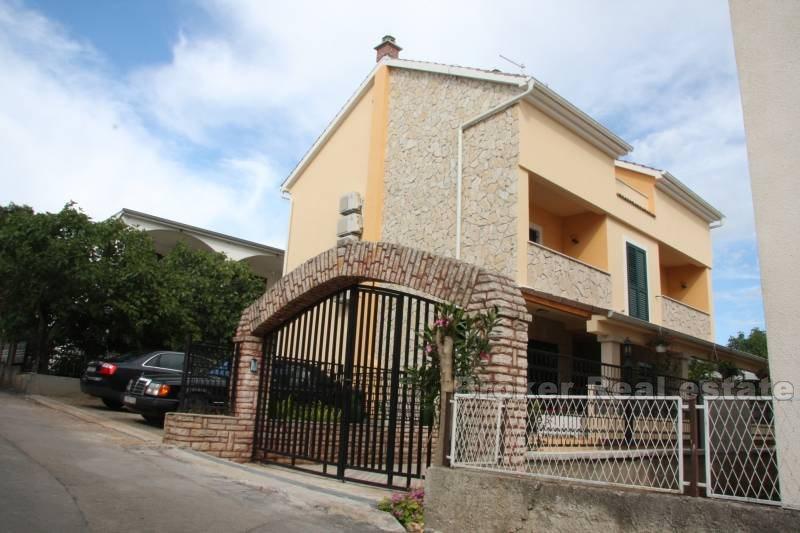 Villa de luxe près de Sibenik à louer