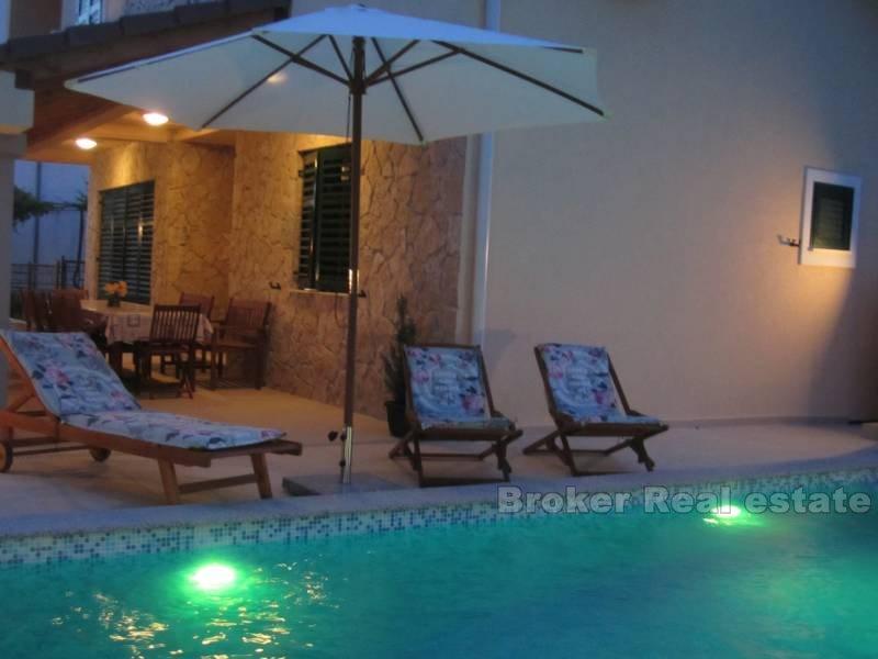 Villa de luxe près de Sibenik à louer