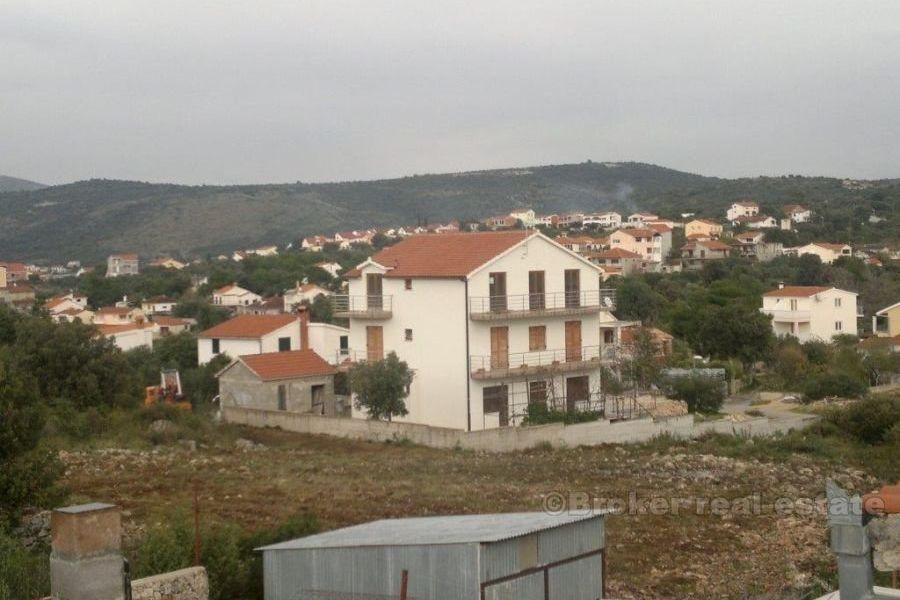 Terrain à batir, à vendre