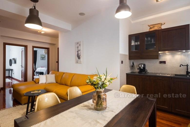 Luksusowy apartament z dwoma sypialniami, do wynajęcia