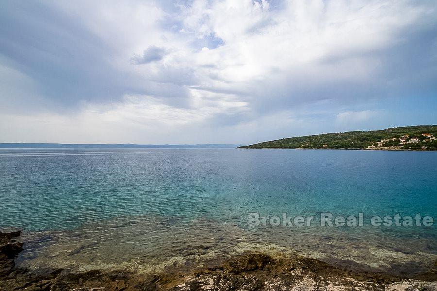 Agricultural land by the sea, for sale